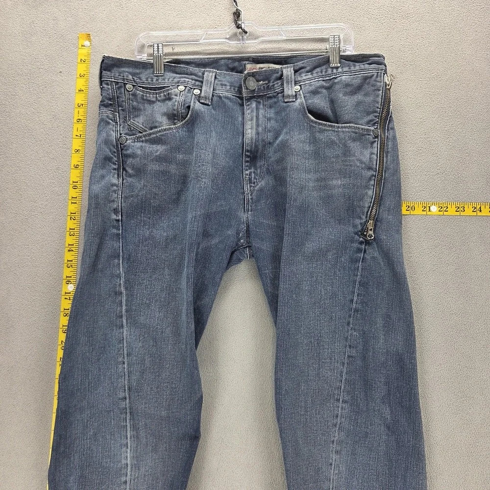 Vintage Levis Engineered Jeans Mens 34x34 Blue Twisted Zip Fly Medium Wash